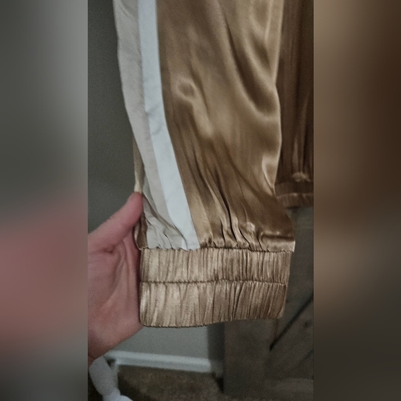 ZARA Satin Joggers. Tan with white side panel. Size XS - Picture 14 of 14